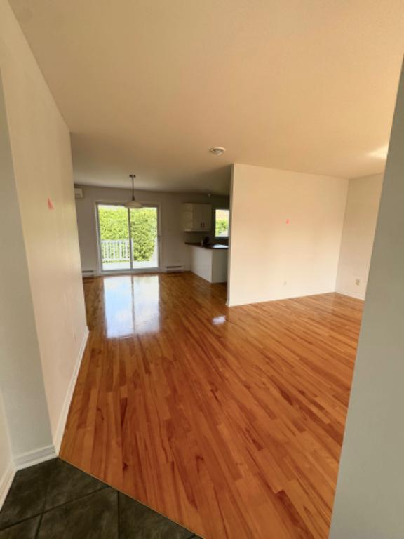 Haut de maison 4 1/2 à LOUER | 2912891