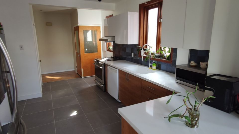 5 1/2 Meublé Dans Un Haut De Duplex | 2912905