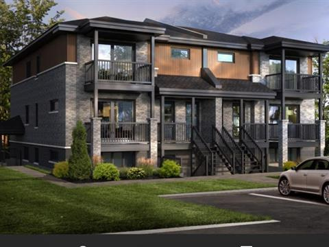 RARE DANS CE SECTEUR 3CC! 3 BED CONDO! | 2912909
