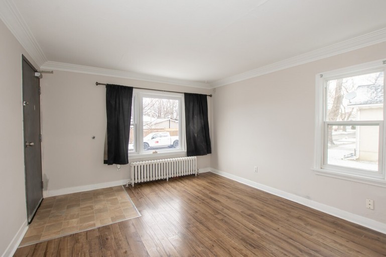 44 Rodman Street - 2 | 44 Rodman Street -, St. Catharines | 2913138
