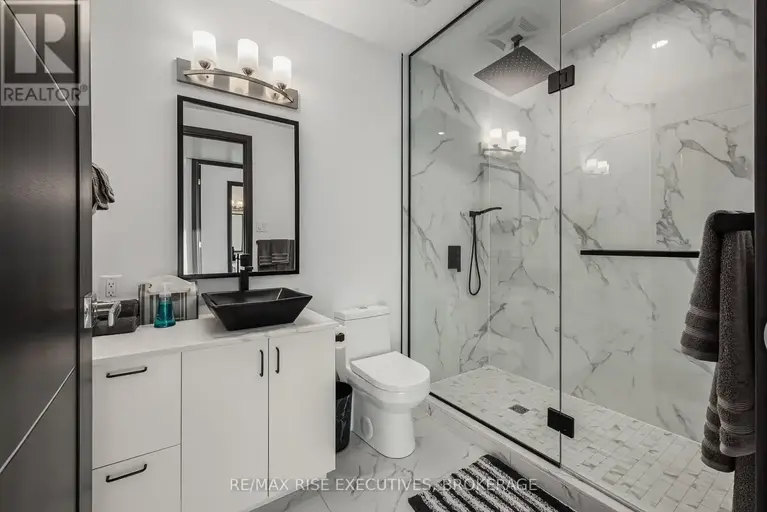 221 - 150 MARKETPLACE AVENUE | 221 - 150 MARKETPLACE AVENUE, Ottawa | 2913146