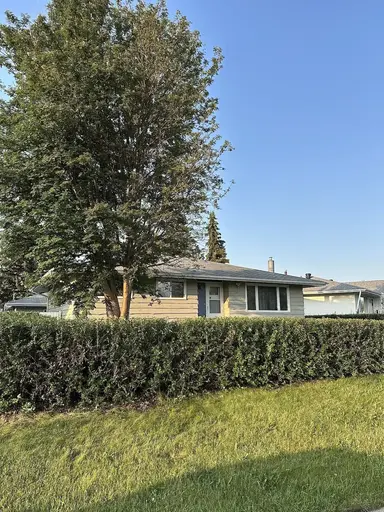 Entire House for Rent in Ottewell | 5911 97A Avenue Northwest, Edmonton | 2913225