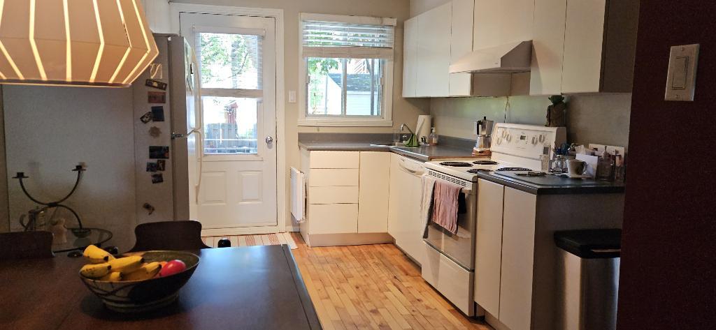 Ahuntsic, 5 1/2 à louer, haut de duplex rénové | 2913256