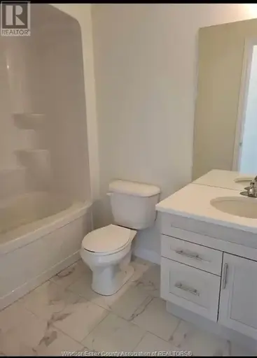 1145 ASPEN RIDGE Unit# UPPER | 1145 ASPEN RIDGE Unit# UPPER, Lakeshore | 2913429