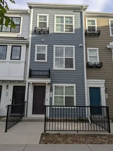 Willow at Sherwood 2 Bedroom Townhouse | 42 Sherwood Row Northwest, Calgary | 2913505