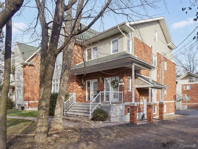 Condo spacieux sur 2 niveaux avec mezzanine – 3 chambres – Ville de Rosemère - à deux pas de la Gare! | 2913514