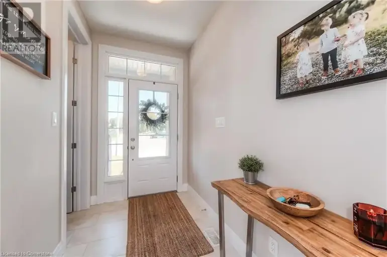 537 VALHALLA Crescent Unit# upper A | 537 VALHALLA Crescent Unit# upper A, Waterloo | 2915902
