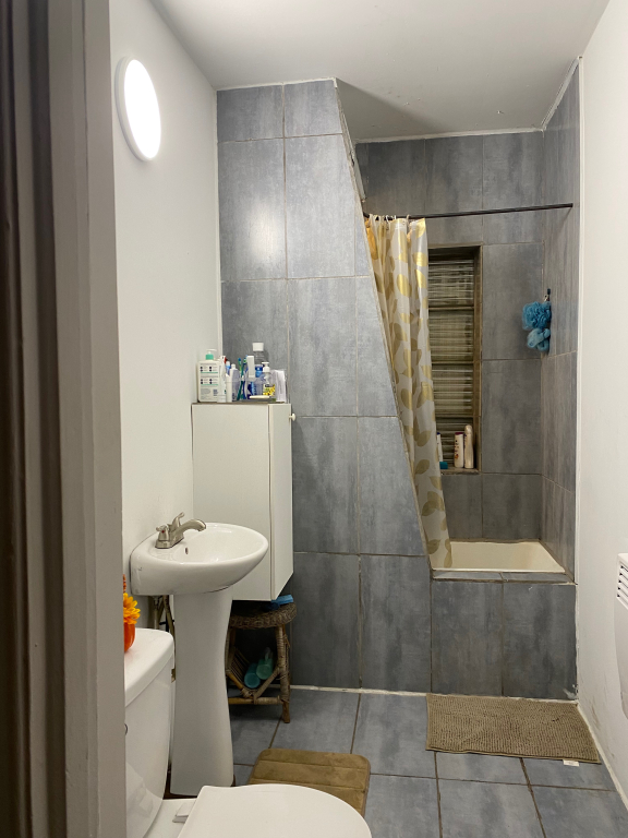Jolie Chambre ☀️ Au 2e étages à Montréal | 2916820