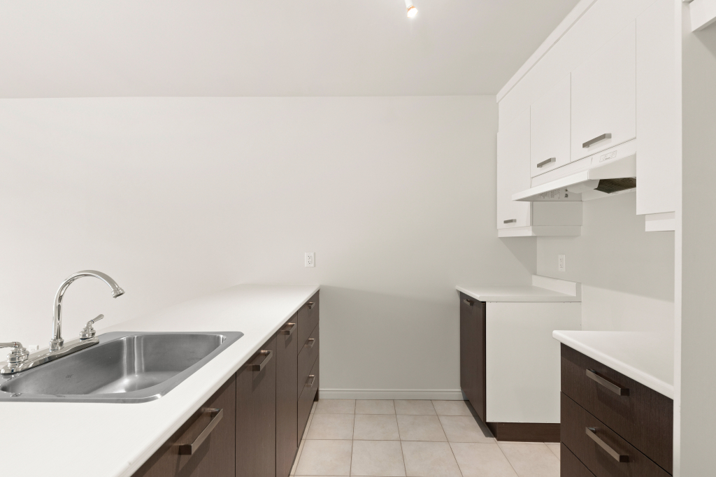 Logement 4 1/2 AVEC Garage Inclus | 2916882