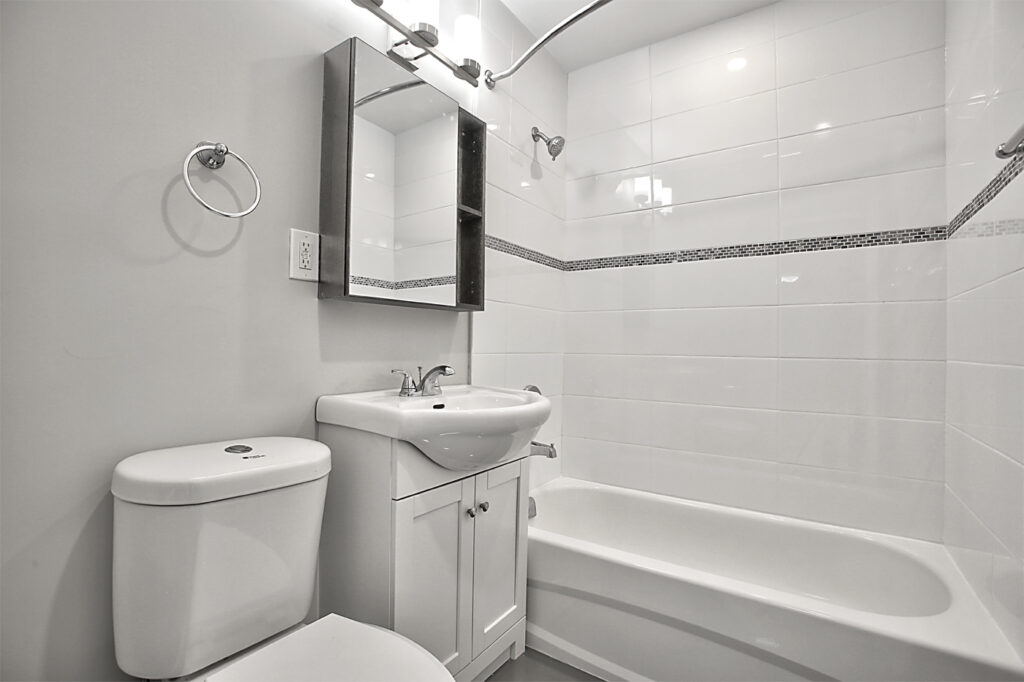 Lu Ray Apartments | 2916964