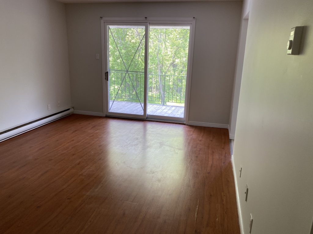 Oak Street Apartments | 2916970