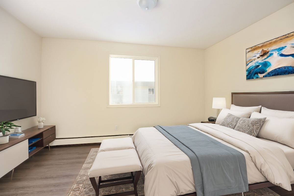 McMurray Manor | 2917174