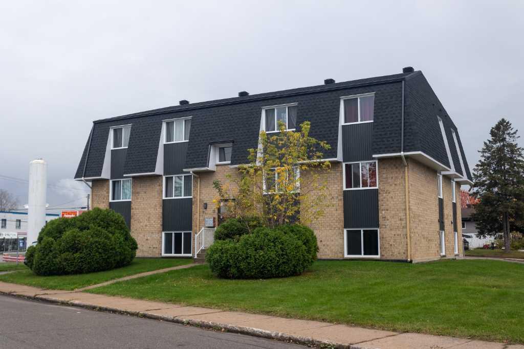 Grand 5 1/2 disponible maintenant ! | 2919736