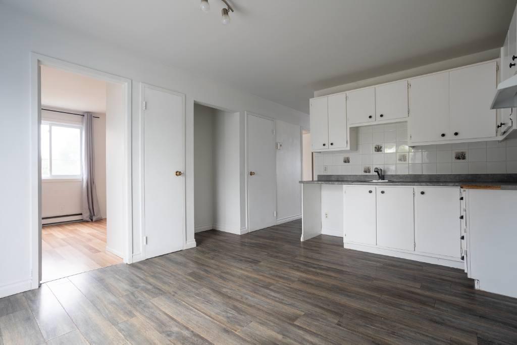 Grand 5 1/2 disponible maintenant ! | 2919736