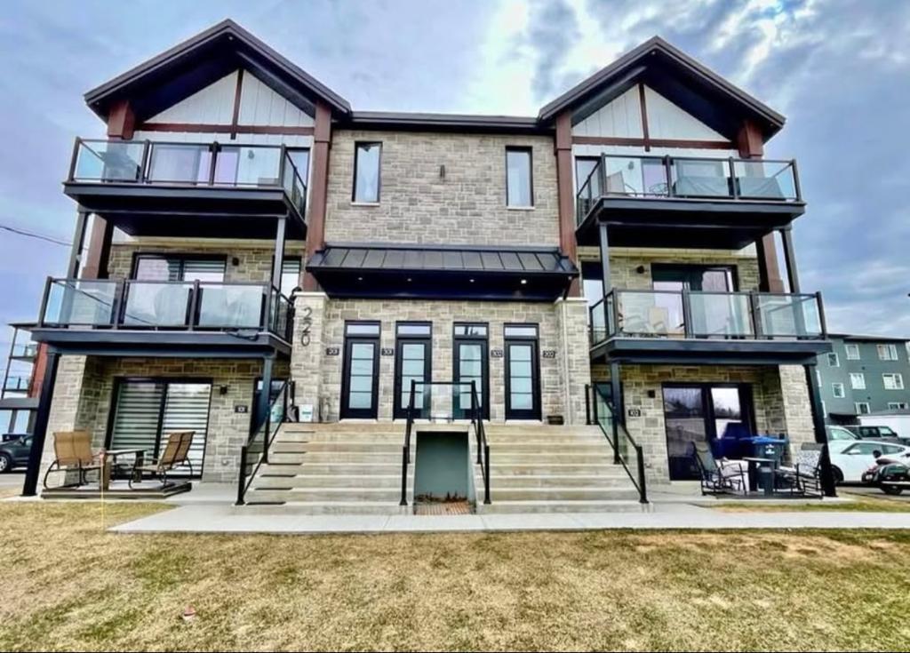 5 1/2 venise en quebec | 2917333