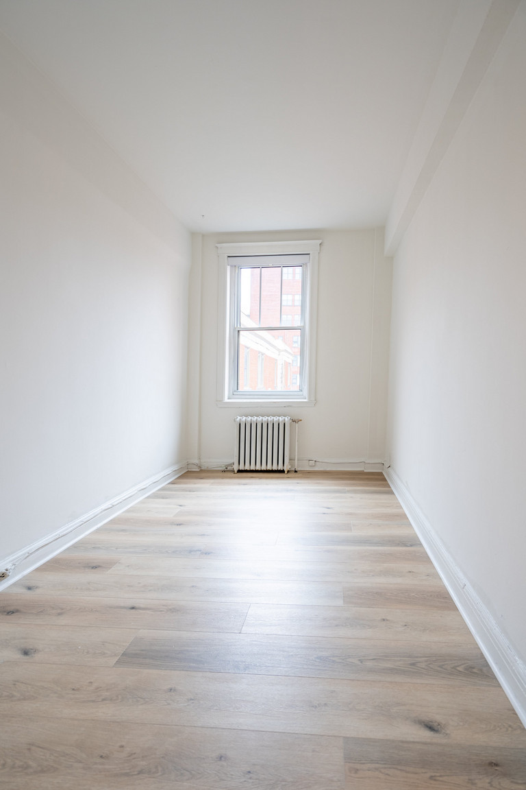 2 Bedrooms Unit - 229 Kensington, Westmount | 2917386