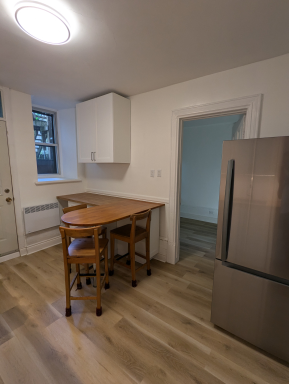 Apartement 6 1/2 - Metro Lionel-Groulx | 2917408