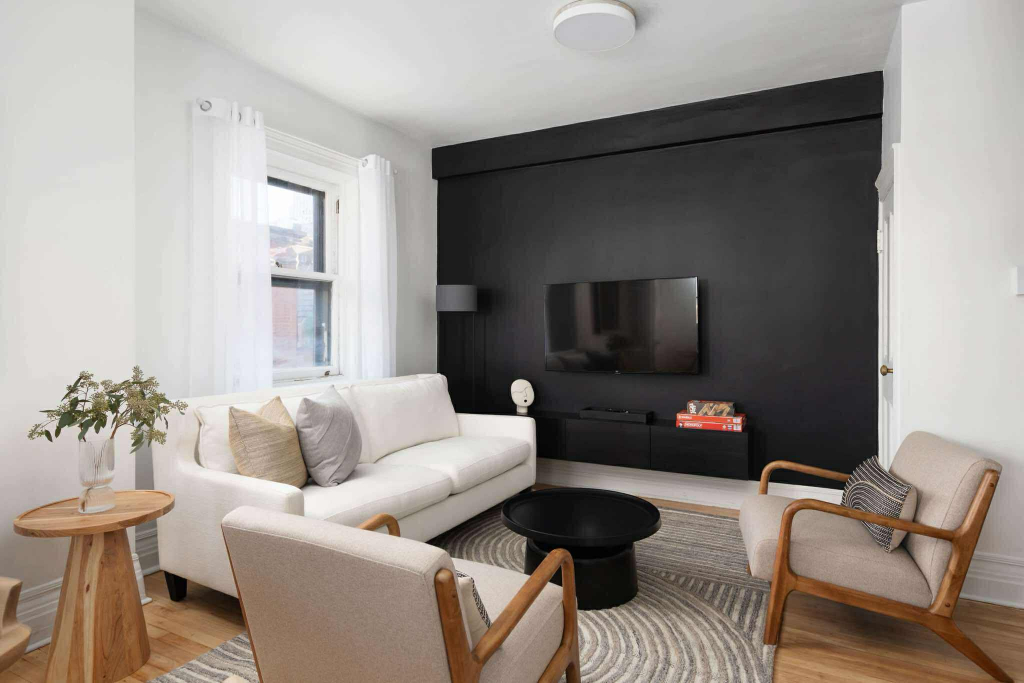 Penthouse 3489 Stanley | 2917409