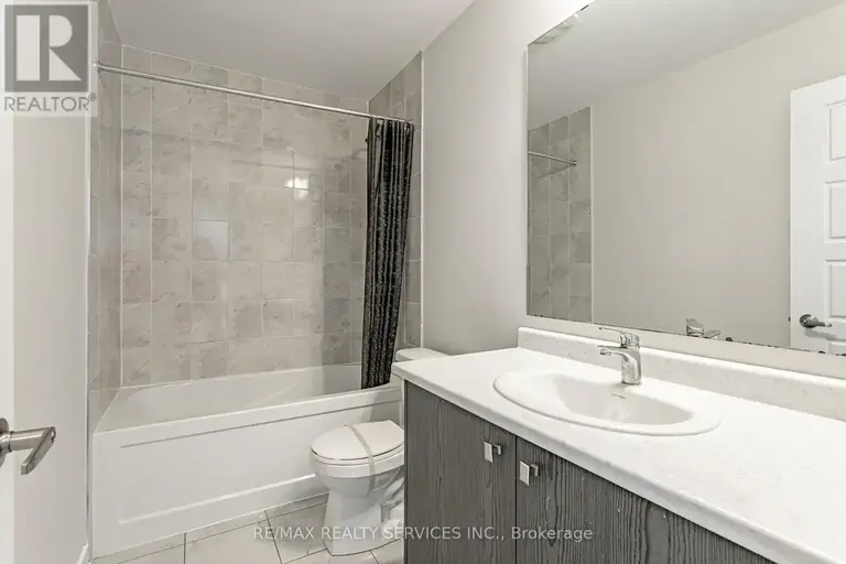 52 LUMB DRIVE E | 52 LUMB DRIVE E, Cambridge | 2917479