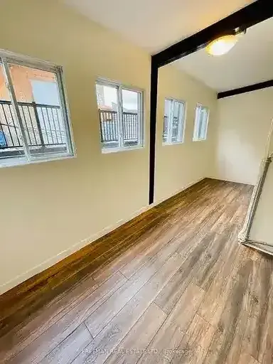 Newly Renovated Spacious 2-Bedroom Apartment | 793 Bathurst Street, Toronto | 2917637