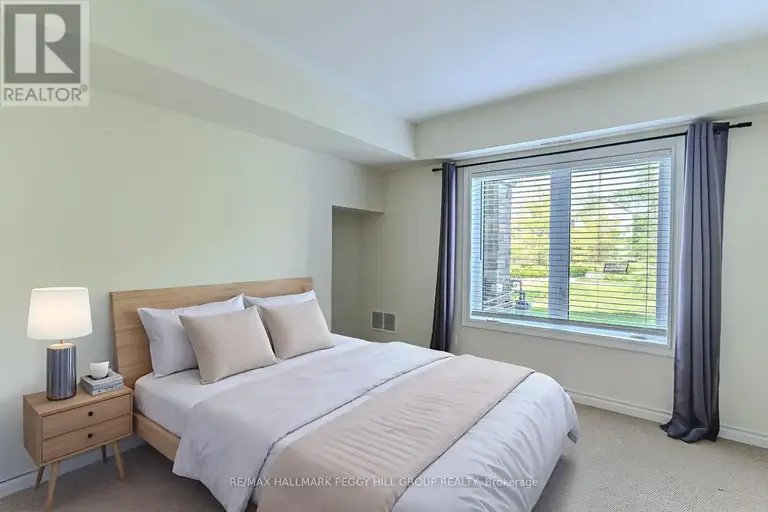 106 - 2 COVE COURT | 106 - 2 COVE COURT, Collingwood | 2917638