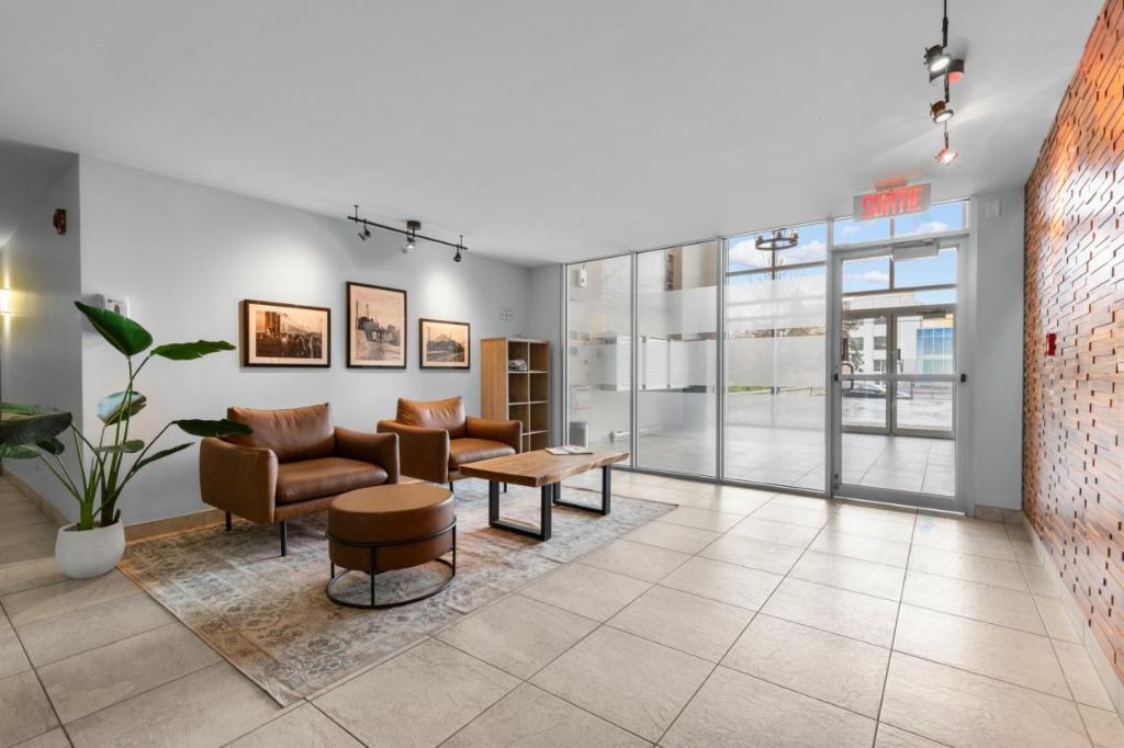À LOUER | 4 ½ à Saint-Lambert | disponible le 15 août | 2917761