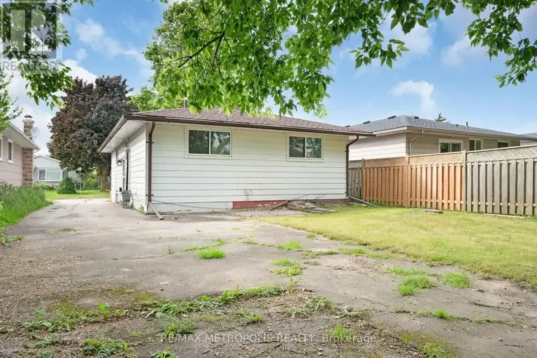 LOWER - 23 SILVER ASPEN CRESCENT | LOWER - 23 SILVER ASPEN CRESCENT, Kitchener | 2917833