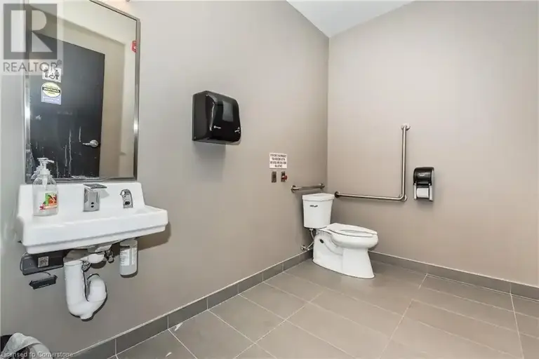 690 KING Street W Unit# 208 | 690 KING Street W Unit# 208, Kitchener | 2917859