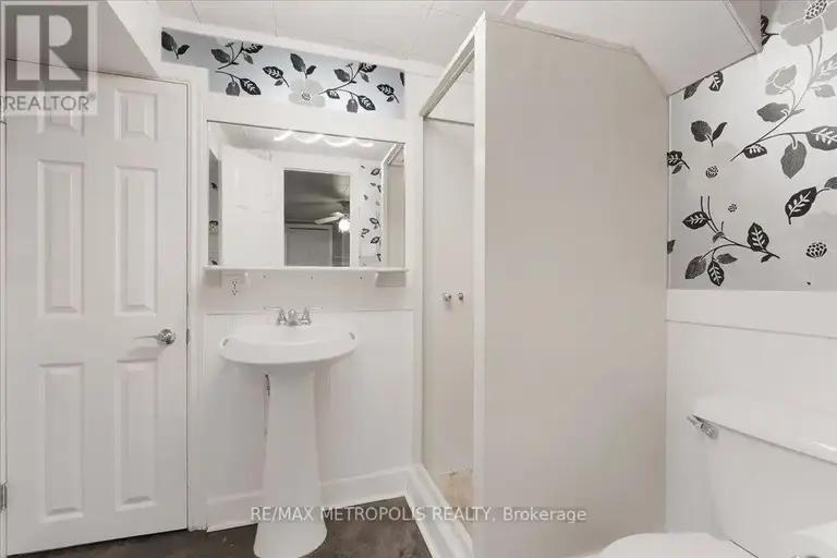 UPPER - 23 SILVER ASPEN CRESCENT | UPPER - 23 SILVER ASPEN CRESCENT, Kitchener | 2917861