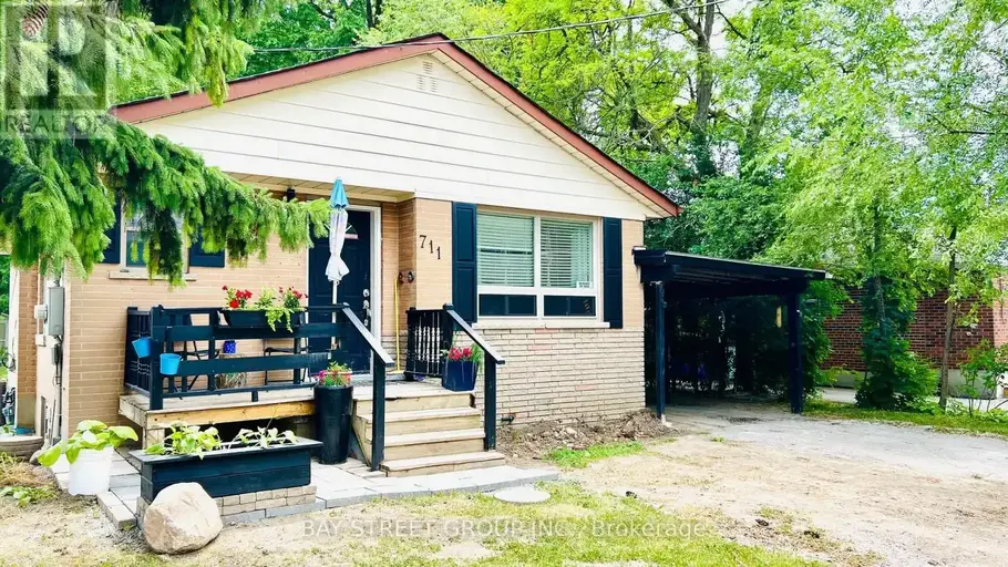 BASEMENT - 711 DUNLOP STREET W | BASEMENT - 711 DUNLOP STREET W, Whitby | 2917943