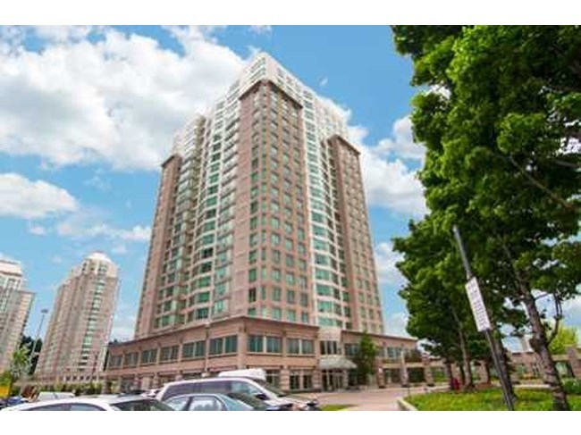 Hillsborough Tower 2 | 8 Lee Centre Drive, Toronto | 2917964