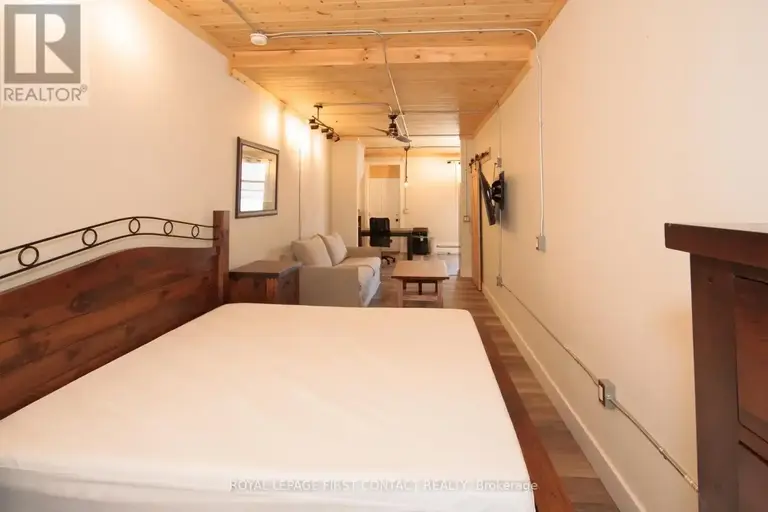 2 - 19 PETER STREET S | 2 - 19 PETER STREET S, Orillia | 2917992