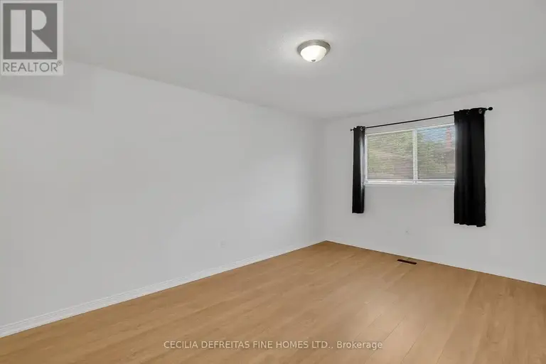 54 ASHBURN UPPER CRESCENT | 54 ASHBURN UPPER CRESCENT, Vaughan | 2918035