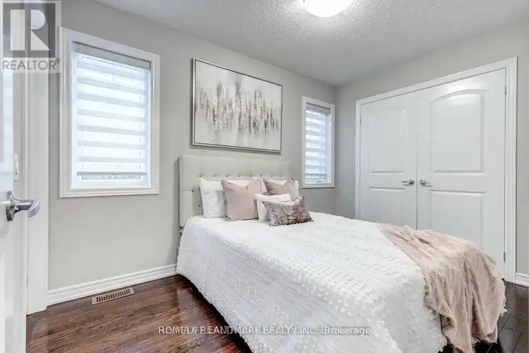 404 LADY NADIA DRIVE E | 404 LADY NADIA DRIVE E, Vaughan | 2918107