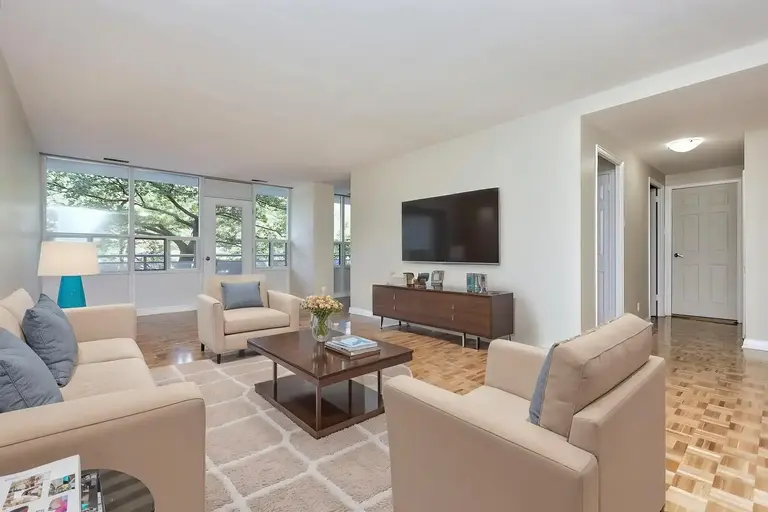 Champlain Towers | 200 Rideau Terrace, Ottawa | 2925005