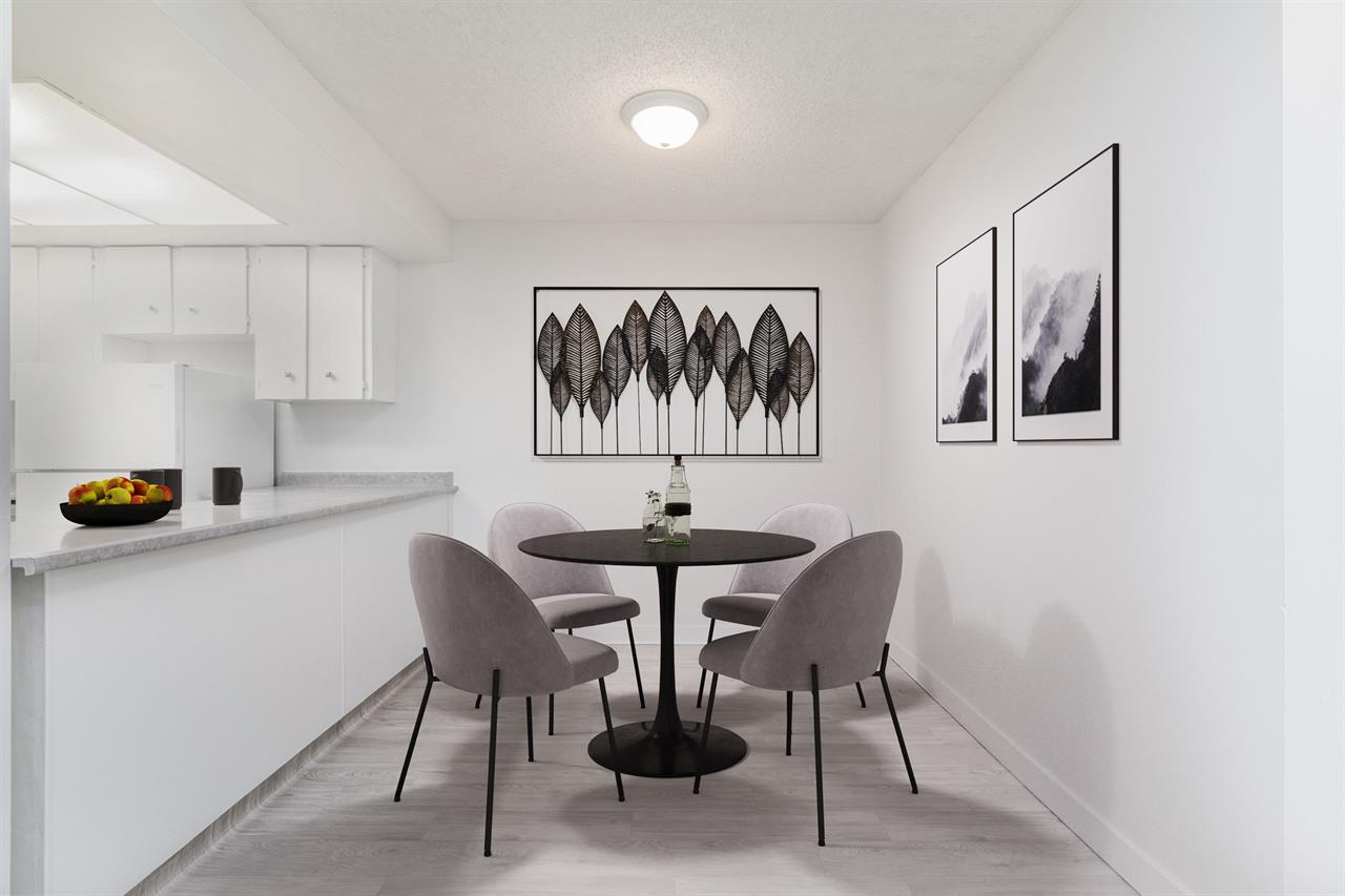 Meadowview Manor | 2920109