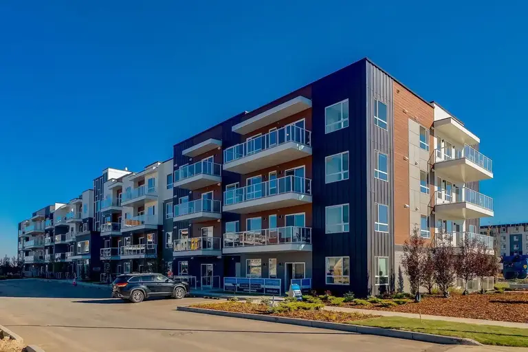 Modern 2 Bed | 2 Bath Top-Floor Condo in Belmont – Available Now | SF297 | 550 Belmont Street Southwest, Calgary | 2920165
