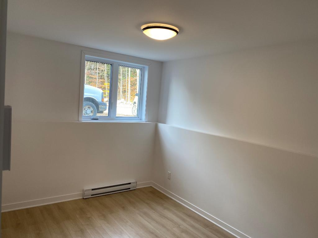 Logement 4 1/2 - Septembre 2025 - Ascenseur | 2920244
