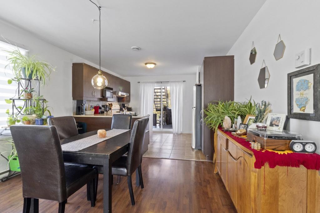 Très beau 4 1/2 à louer à Sainte-Marthe-Sur-Le-Lac | 2920246