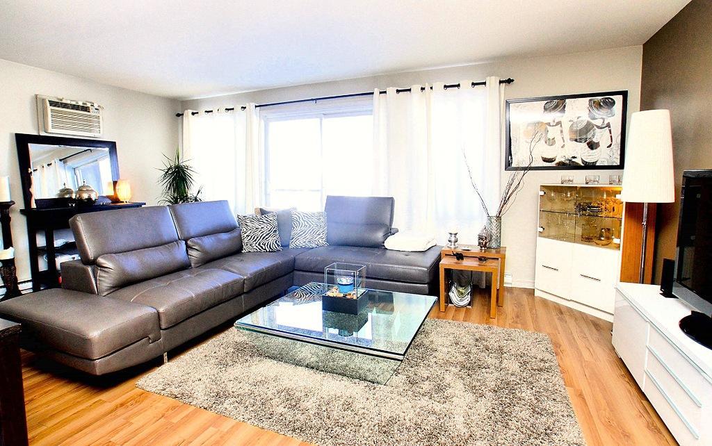 4 1/2 JUILLET LUXUEUX, TRES GRAND, ASCENSEUR, INSONORISÉ, TRANQUILLE, PRES DE TOUT, 50 ANES ET PLUS, VOIR VIDÉO | 2920257