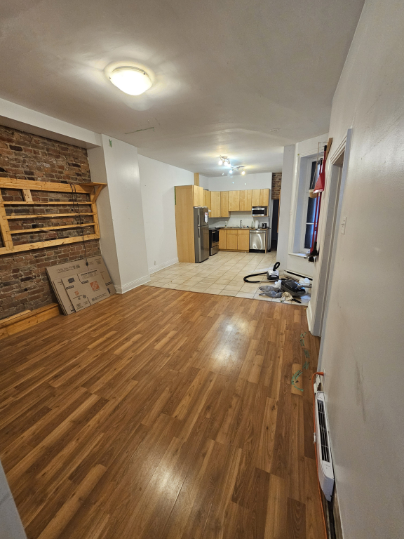 Colocation Metro Lionel Groulx | 2920343