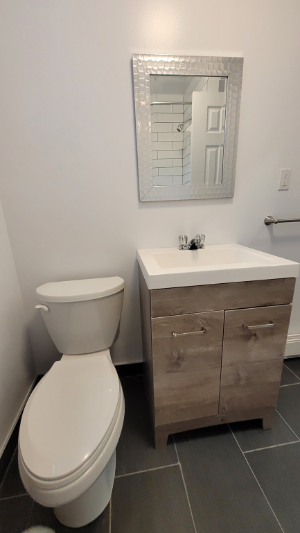 3 1/2 Bas De Duplex- Rénové Et Isolé | 2920349