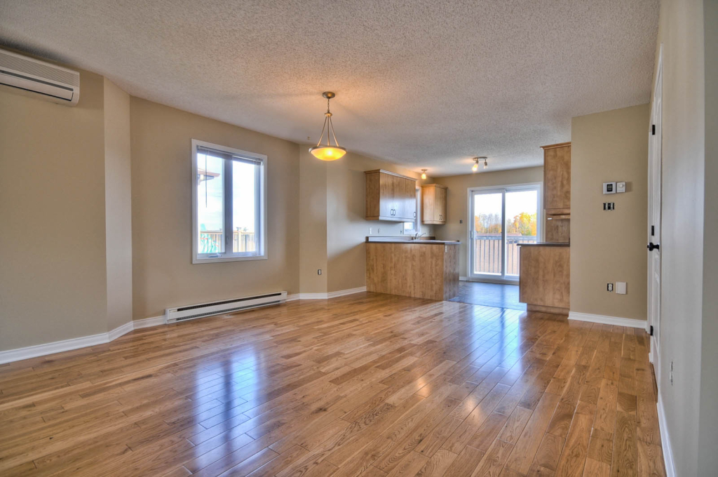 Haut De Duplex Chauffé éclairé | 2920351