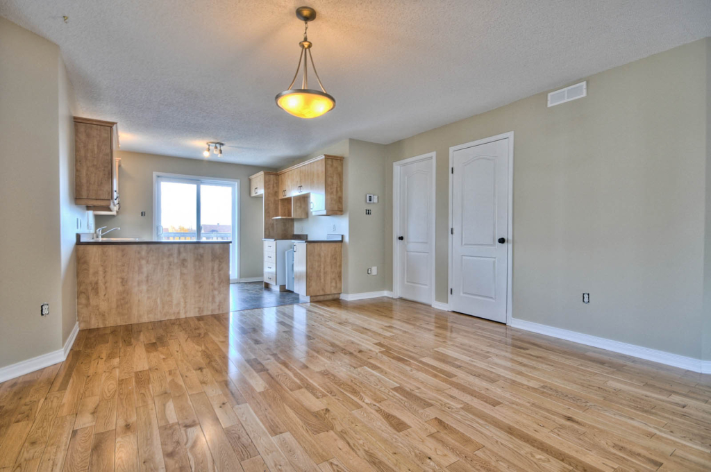 Haut De Duplex Chauffé éclairé | 2920351