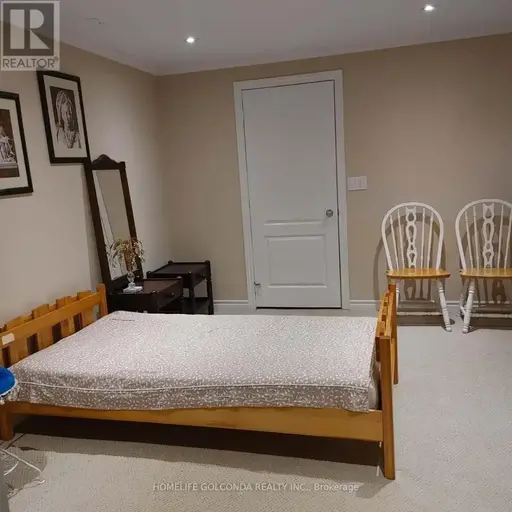 100 CASTLE PARK BOULEVARD W | 100 CASTLE PARK BOULEVARD W, Vaughan | 2920402