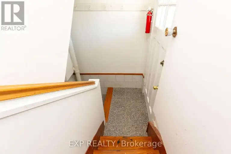 303 SHAKESPEARE STREET | 303 SHAKESPEARE STREET, Ottawa | 2920540