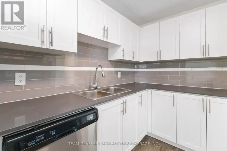 2505 - 340 COLBORNE STREET | 2505 - 340 COLBORNE STREET, London | 2920661