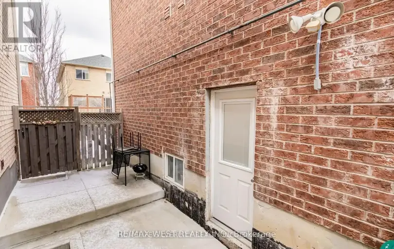 LOWER - 157 HOLLYWOOD HILL CIRCLE | LOWER - 157 HOLLYWOOD HILL CIRCLE, Vaughan | 2920678