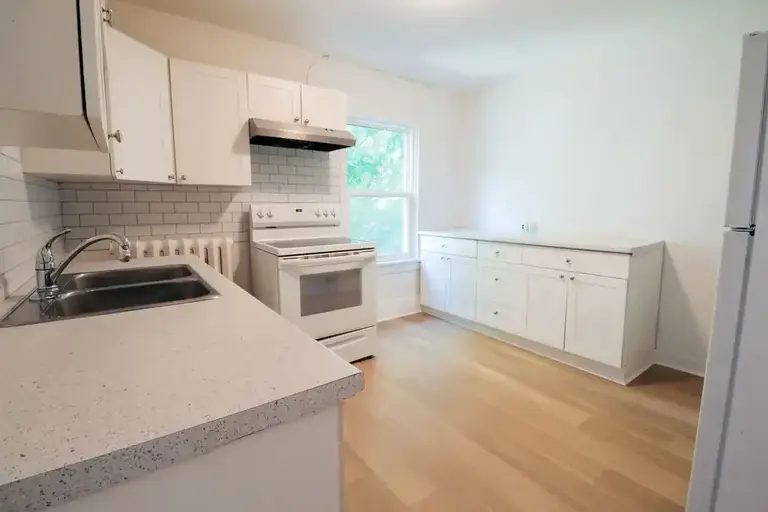 34 Academy Street | 34 Academy Street, St. Catharines | 2920759
