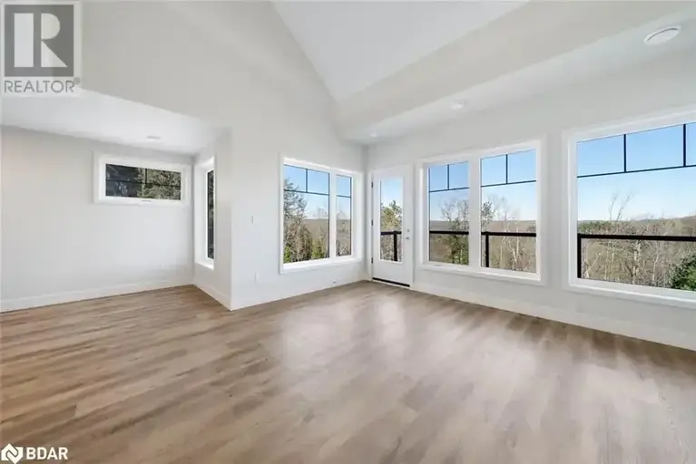 2 TREE TOPS LANE Unit# 301 | 2 TREE TOPS LANE Unit# 301, Huntsville | 2920803